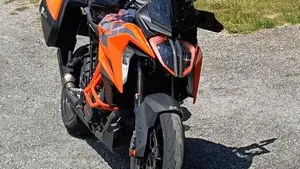 KTM 1290 Super Duke GT (2021 - 25)  (8)