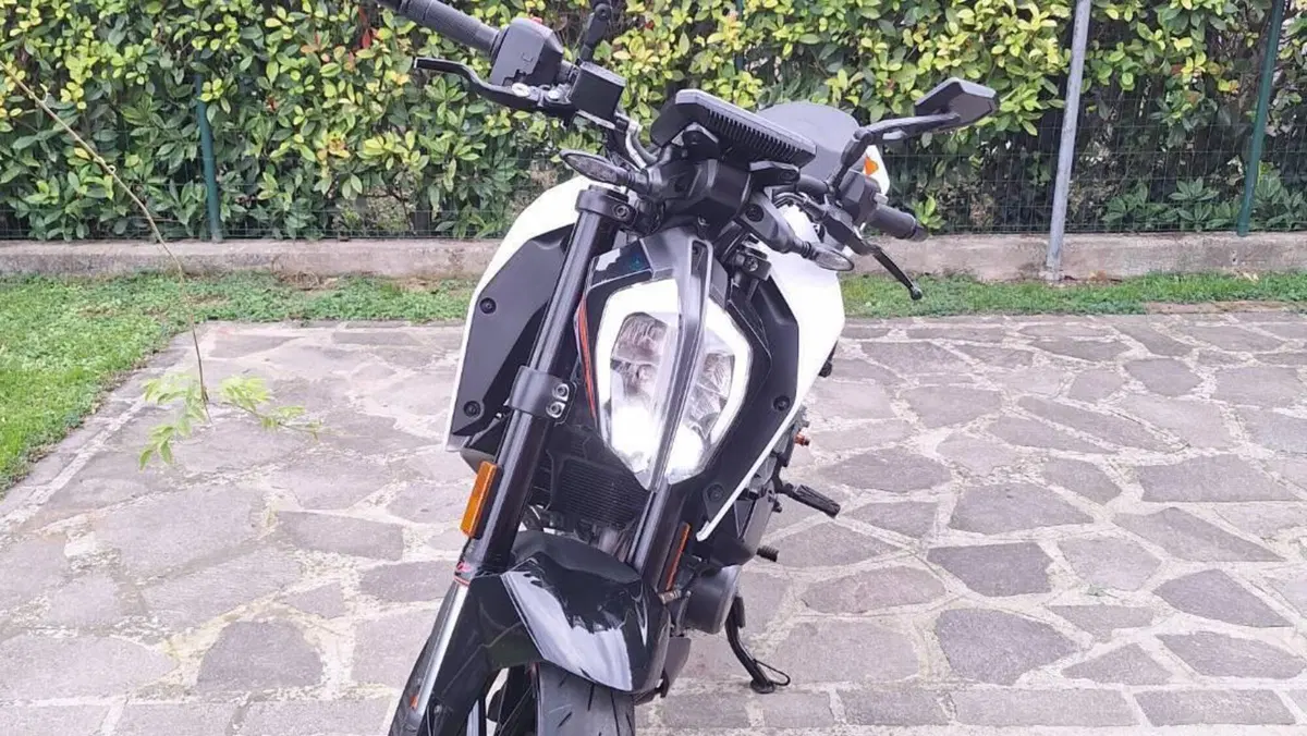 KTM 390 Duke (2021 - 23)  (3)