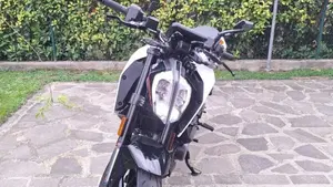 KTM 390 Duke (2021 - 23)  (3)