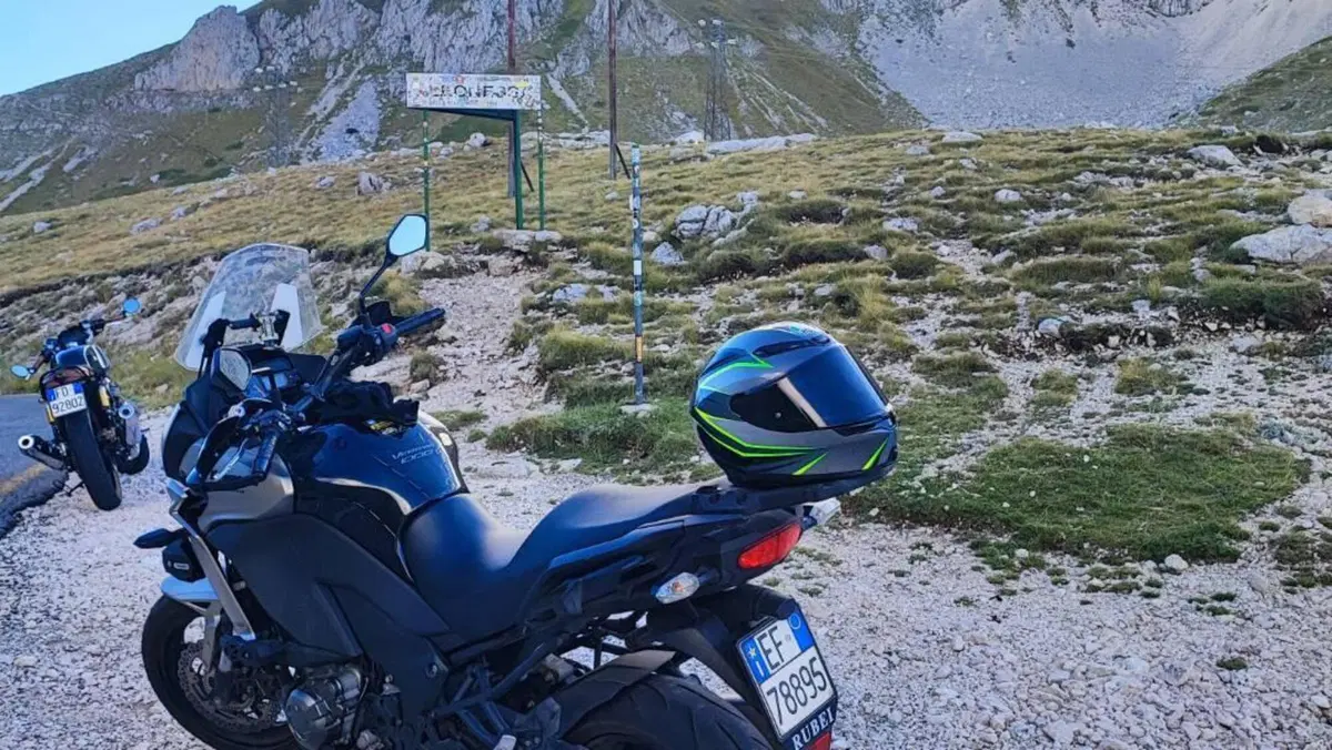 Kawasaki Versys 1000 Grand Tourer ABS (2015 - 16)  (2)