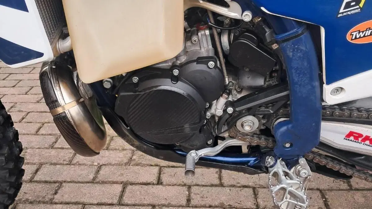 Husqvarna TE 300 (2026)  (8)
