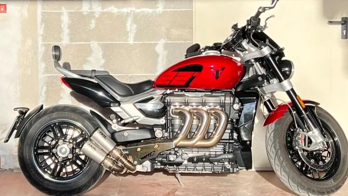 Triumph Rocket 3 R 221 (2021 - 23) 