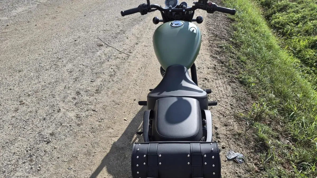 Royal Enfield Meteor 350 (2021 - 26)  (3)