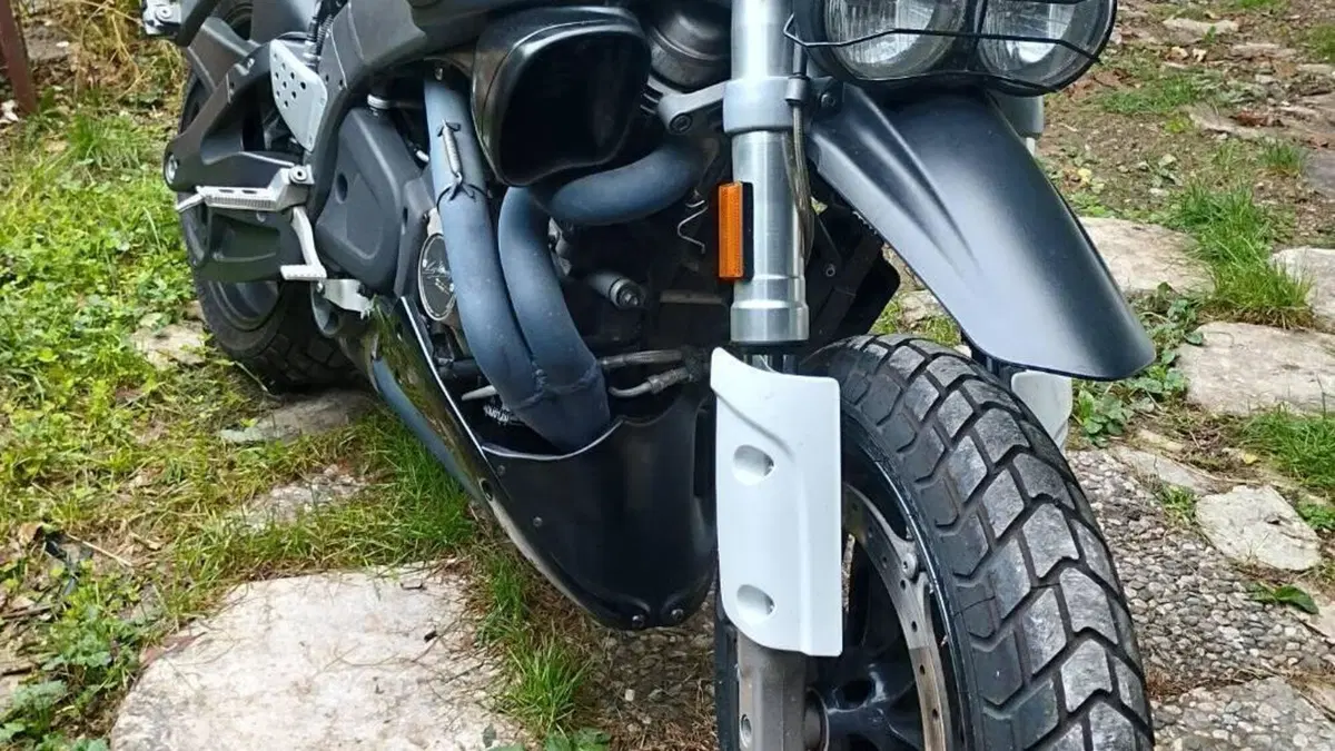 Buell Lightning Super TT XB12STT 