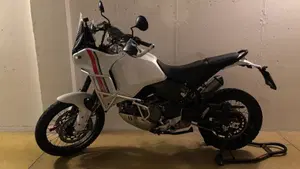 Ducati DesertX (2022 - 25) 