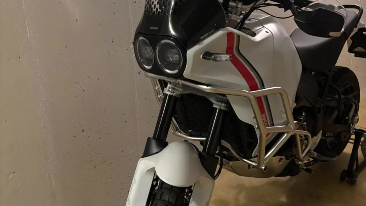Ducati DesertX (2022 - 25)  (2)