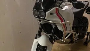Ducati DesertX (2022 - 25)  (2)