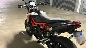 Aprilia Dorsoduro 900 (2017 - 20)  (3)
