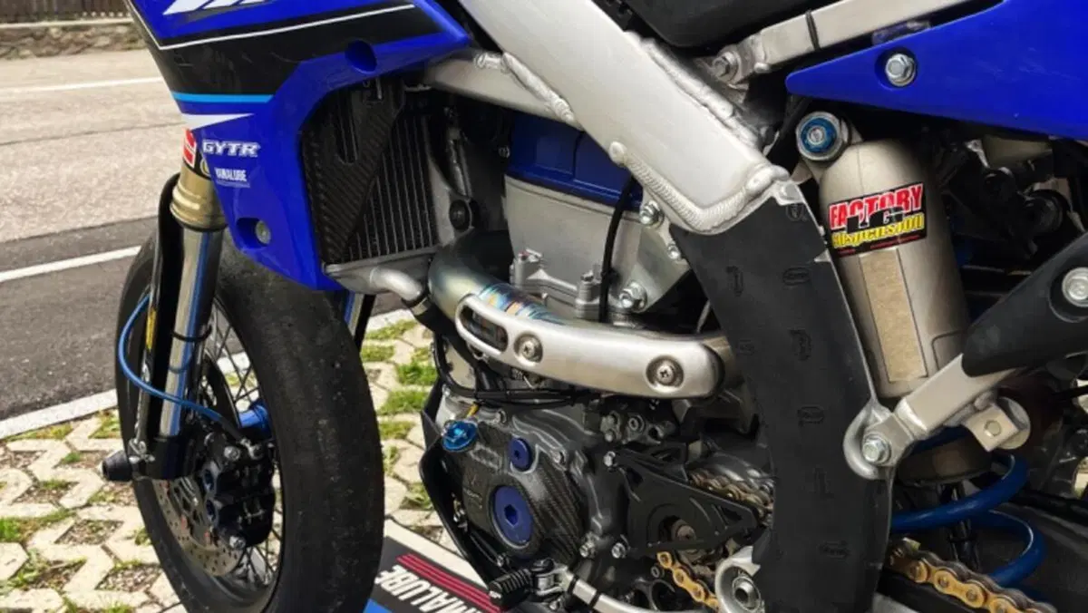 Yamaha YZ 450 F (2021)  (6)