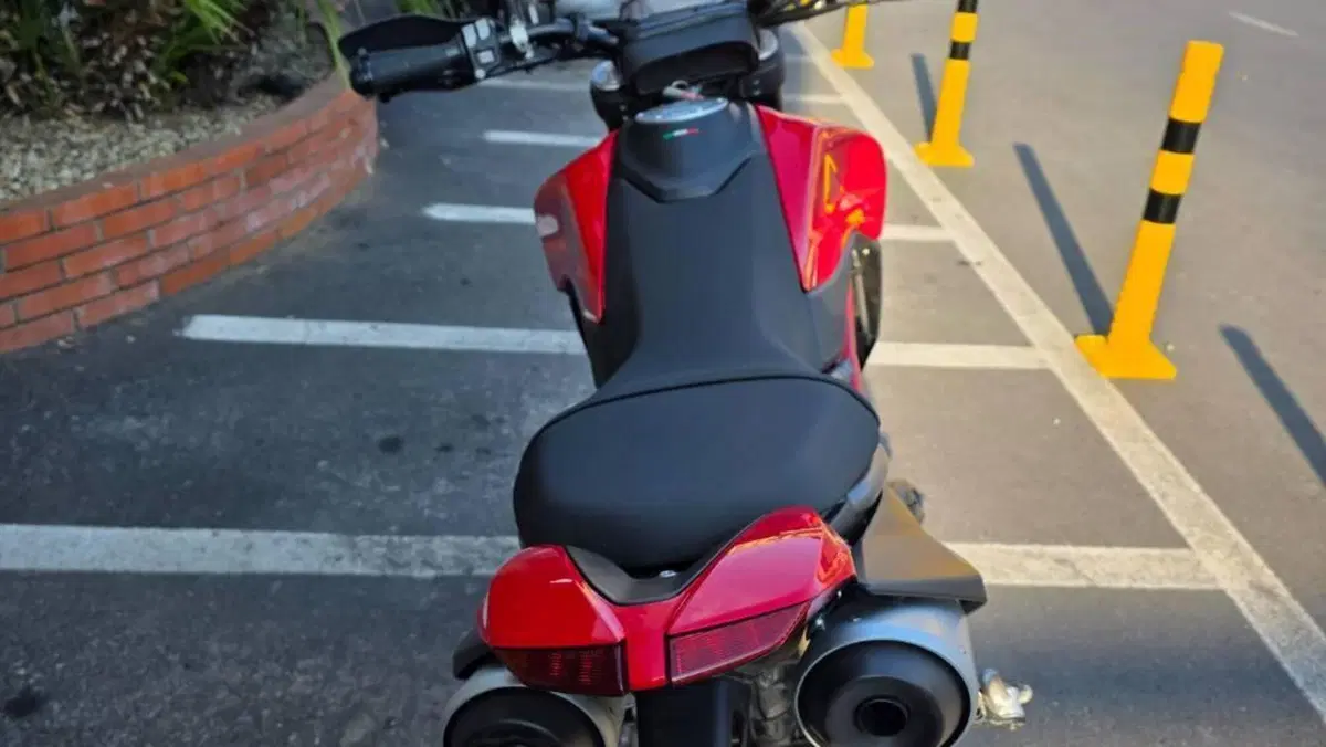 Ducati Hypermotard 950 (2022 - 25)  (4)