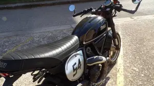 Ducati Scrambler 800 Cafè Racer (2017 - 21)  (20)