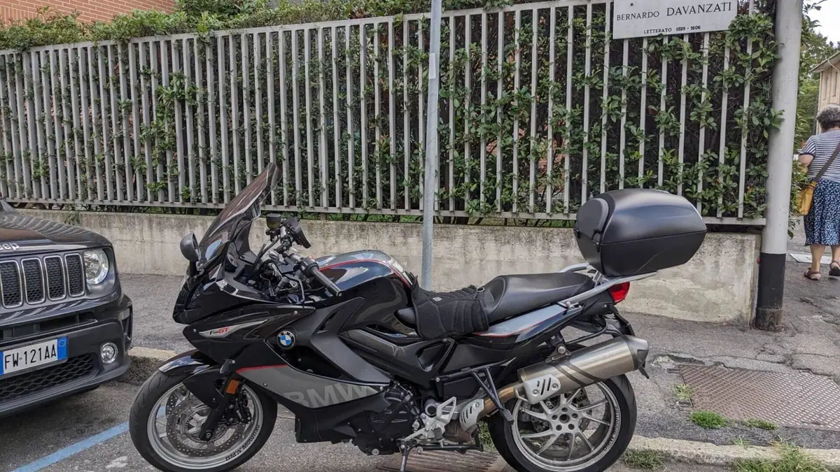 Bmw F 800 GT (2017 - 20)  (3)