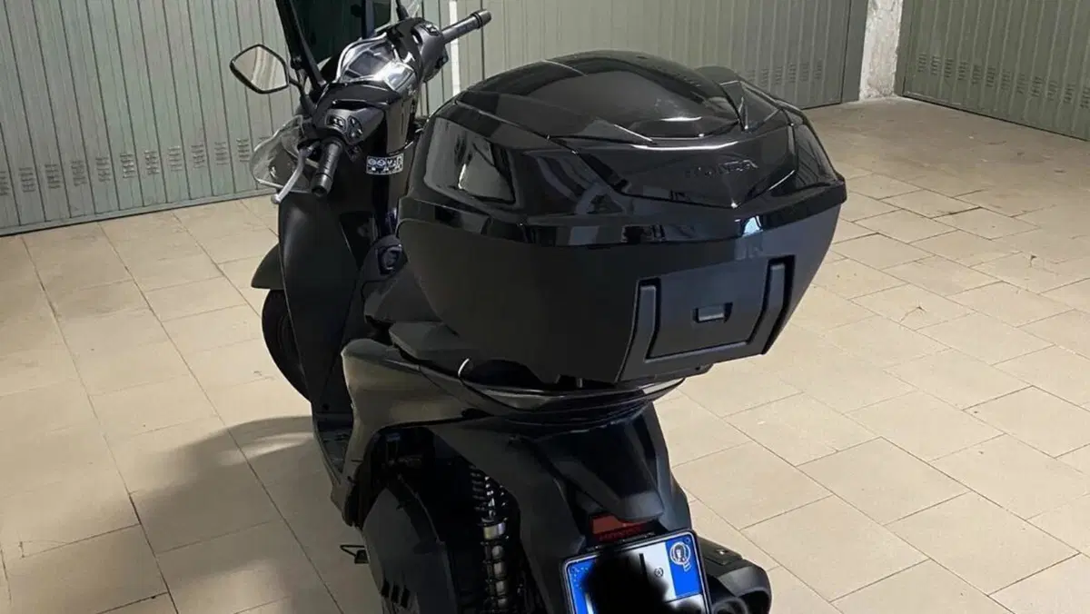 Honda SH 125i Sport (2024 - 25)  (6)