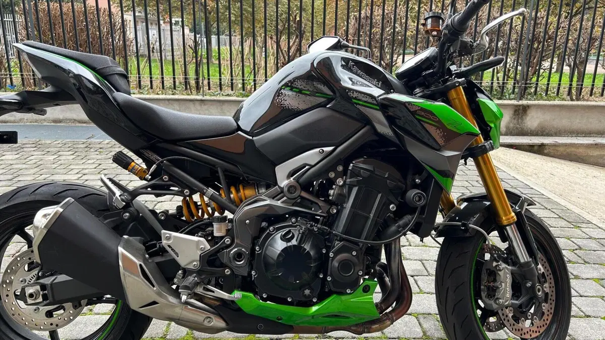Kawasaki Z 900 SE (2022 - 24) 