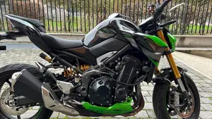 Kawasaki Z 900 SE (2022 - 24) 
