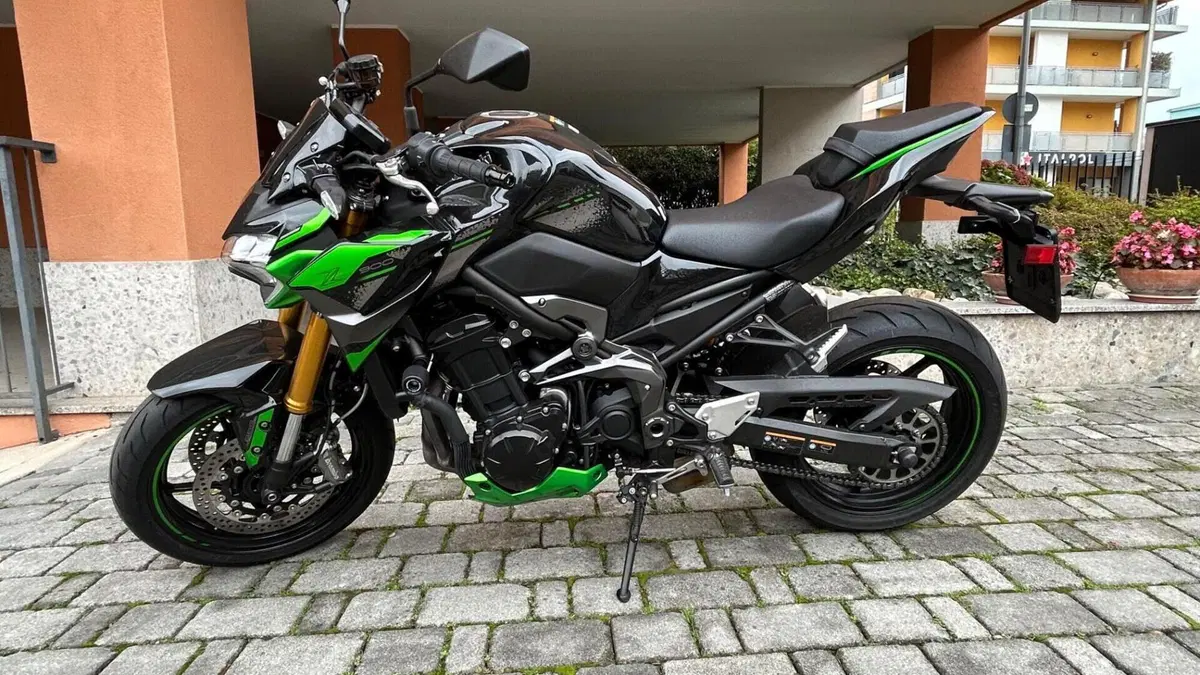 Kawasaki Z 900 SE (2022 - 24)  (3)