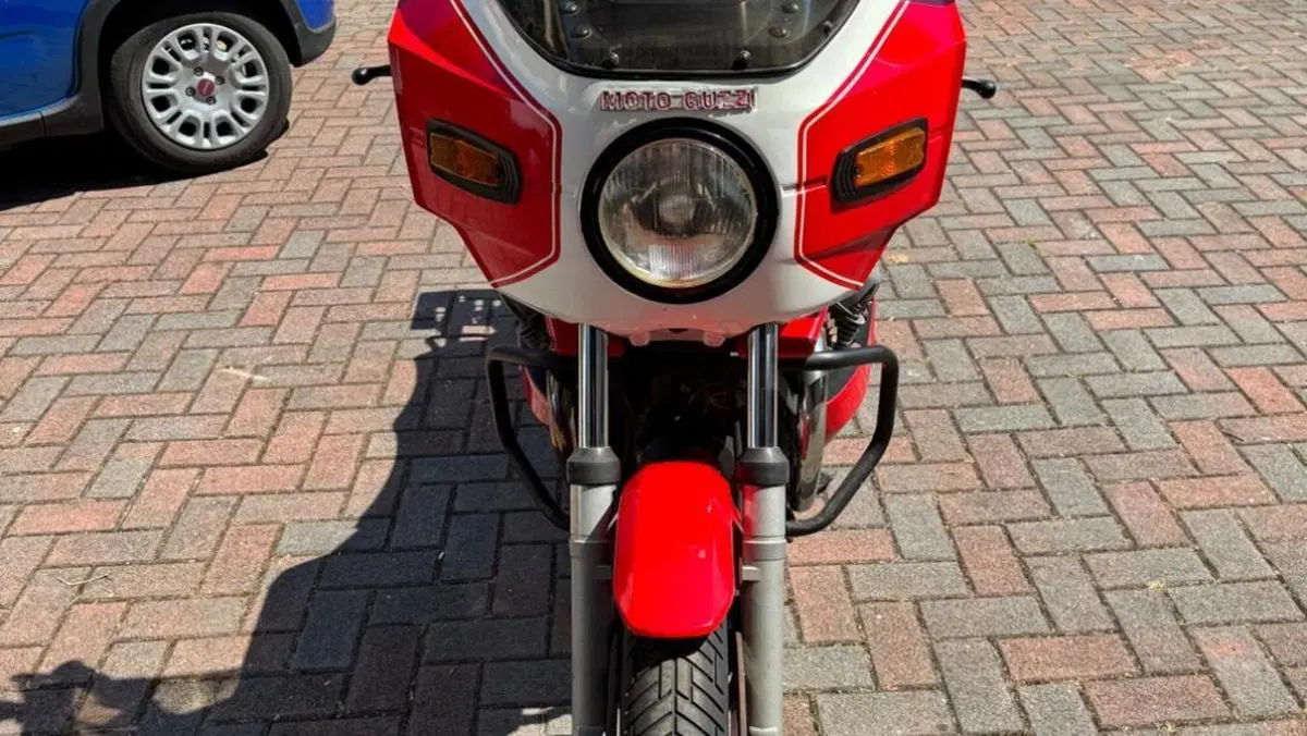 Moto Guzzi   (4)
