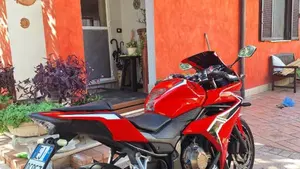 Honda CBR 500 R ABS (2017 - 18)  (2)