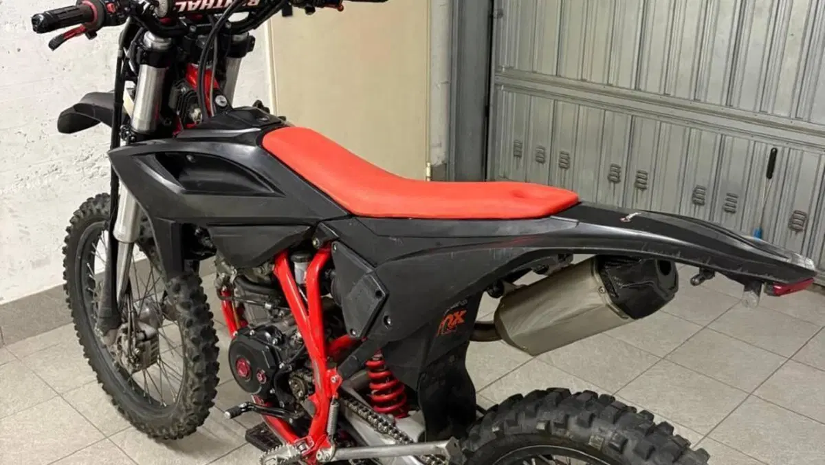 Betamotor RR 125 4T Enduro LC (2021 - 23)  (8)