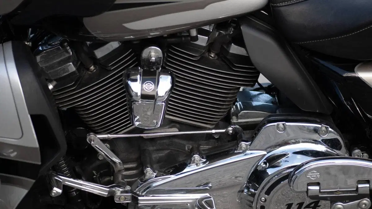 Harley-Davidson 114 Electra Glide Ultra Limited (2019) - FLHTK  (5)