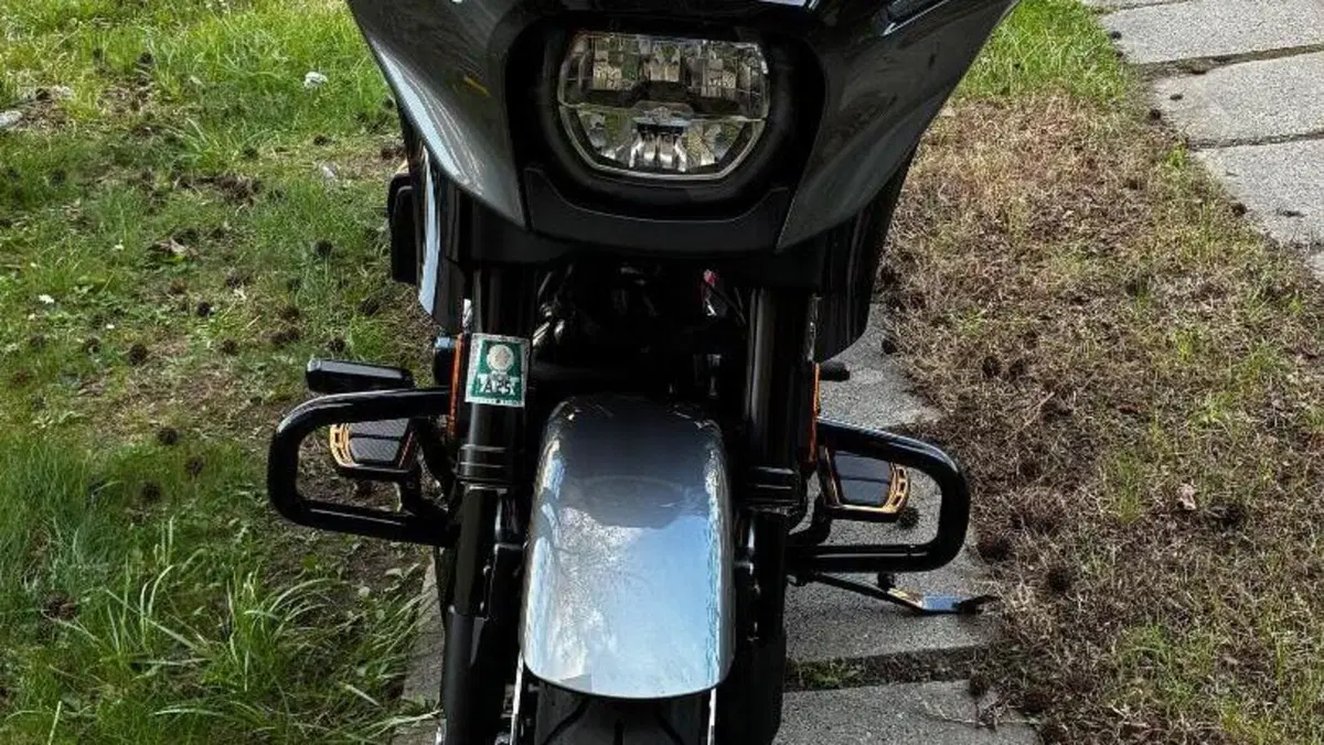 Harley-Davidson CVO Street Glide (2025)  (2)