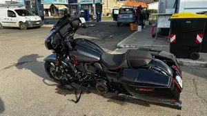 Harley-Davidson CVO Street Glide (2025)  (5)