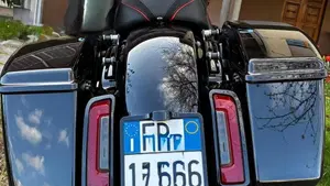 Harley-Davidson CVO Street Glide (2025)  (7)