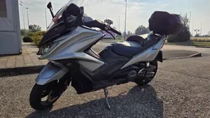 Kymco AK 550 (2017 - 19)  (2)
