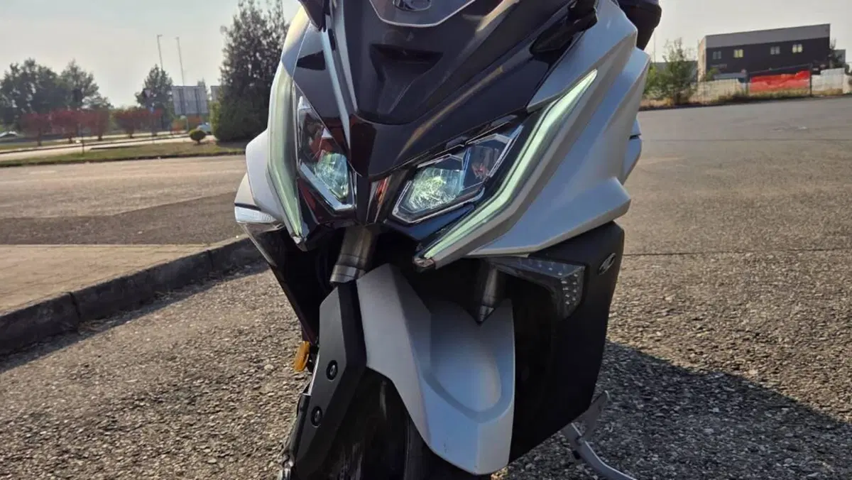 Kymco AK 550 (2017 - 19)  (6)