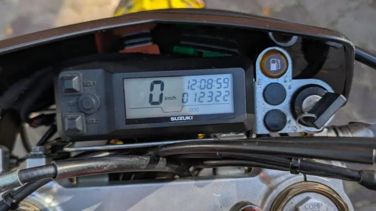 Suzuki RM-X 450 Z (2010 - 14)  (8)