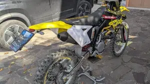 Suzuki RM-X 450 Z (2010 - 14)  (9)