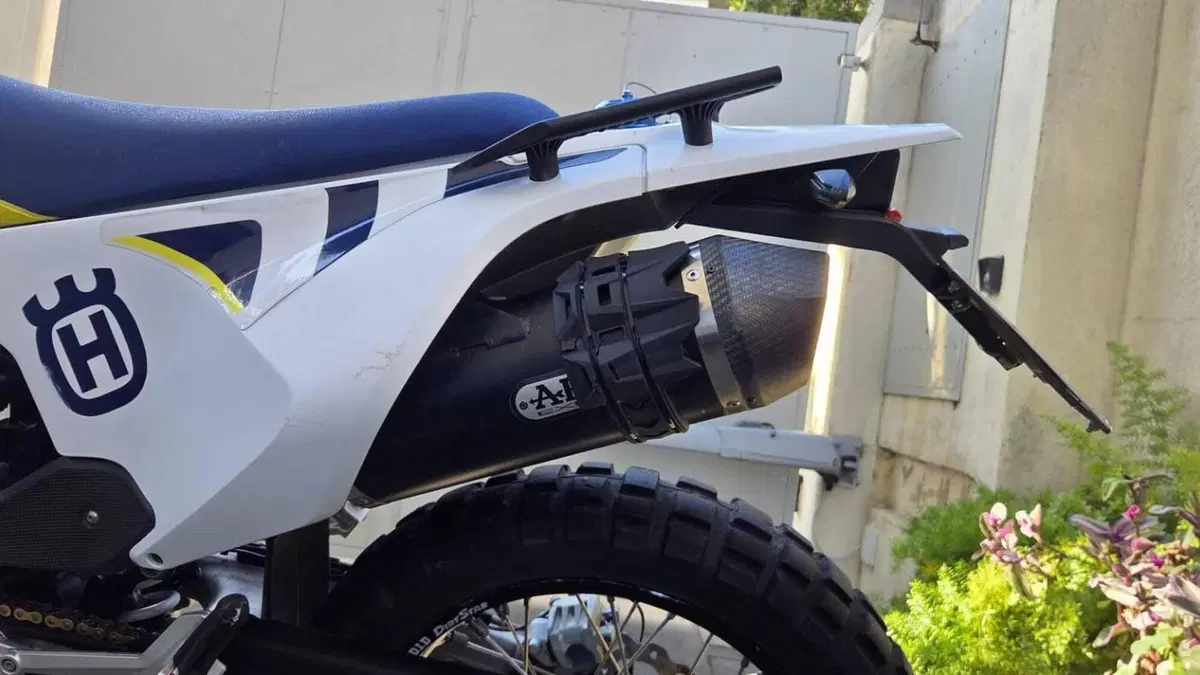 Husqvarna 701 Enduro (2020)  (4)