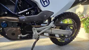 Husqvarna 701 Enduro (2020)  (7)