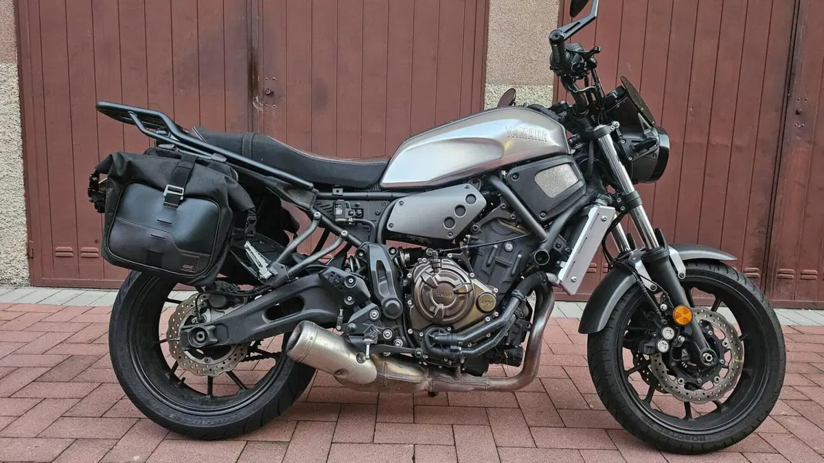 Yamaha XSR 700 ABS (2016 - 20)  (5)