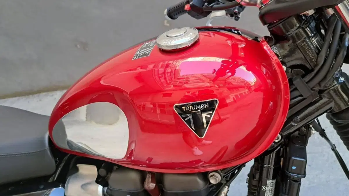 Triumph Street Twin EC1 Special Edition (2022 - 23)  (3)