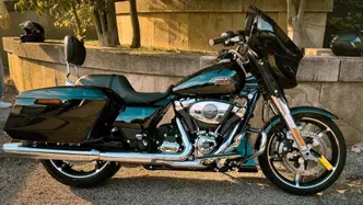 Harley-Davidson Street Glide (2024 - 26) usata