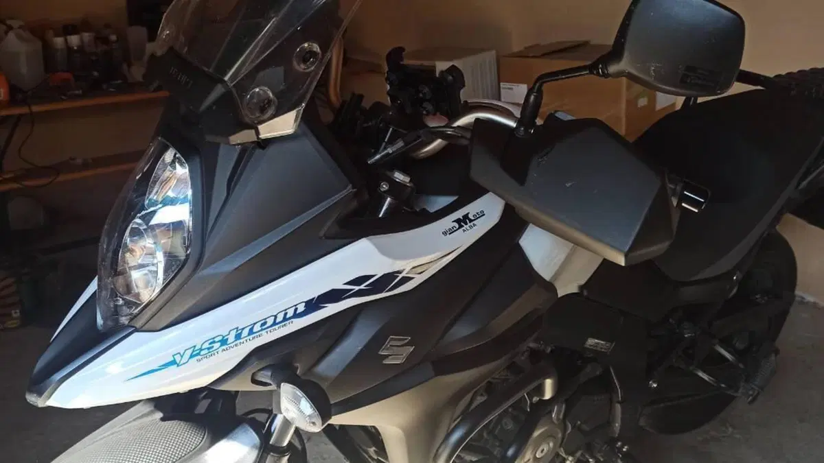 Suzuki V-Strom 650 (2021 - 25)  (2)