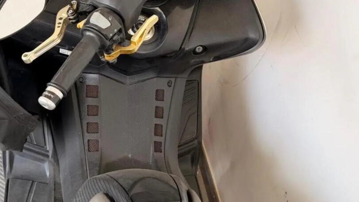 Yamaha T-Max 530 (2012 - 14)  (5)