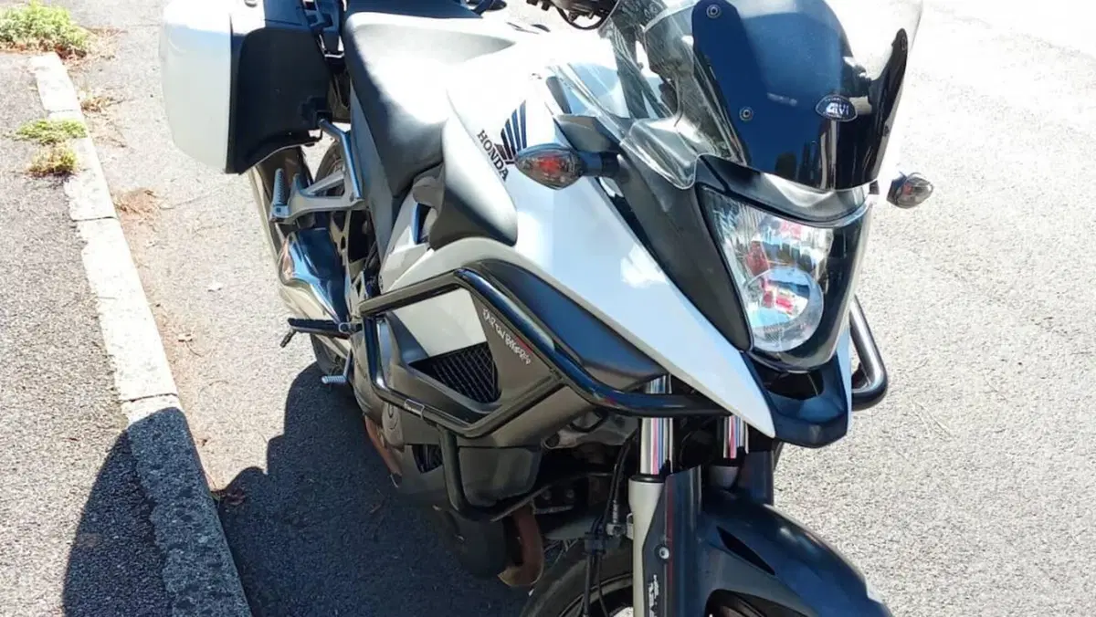 Honda Crossrunner ABS (2010 - 14)  (2)