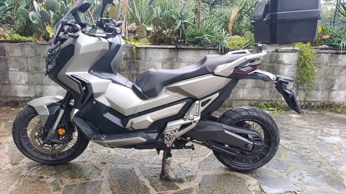 Honda X-ADV 750 (2018 - 20)  (2)