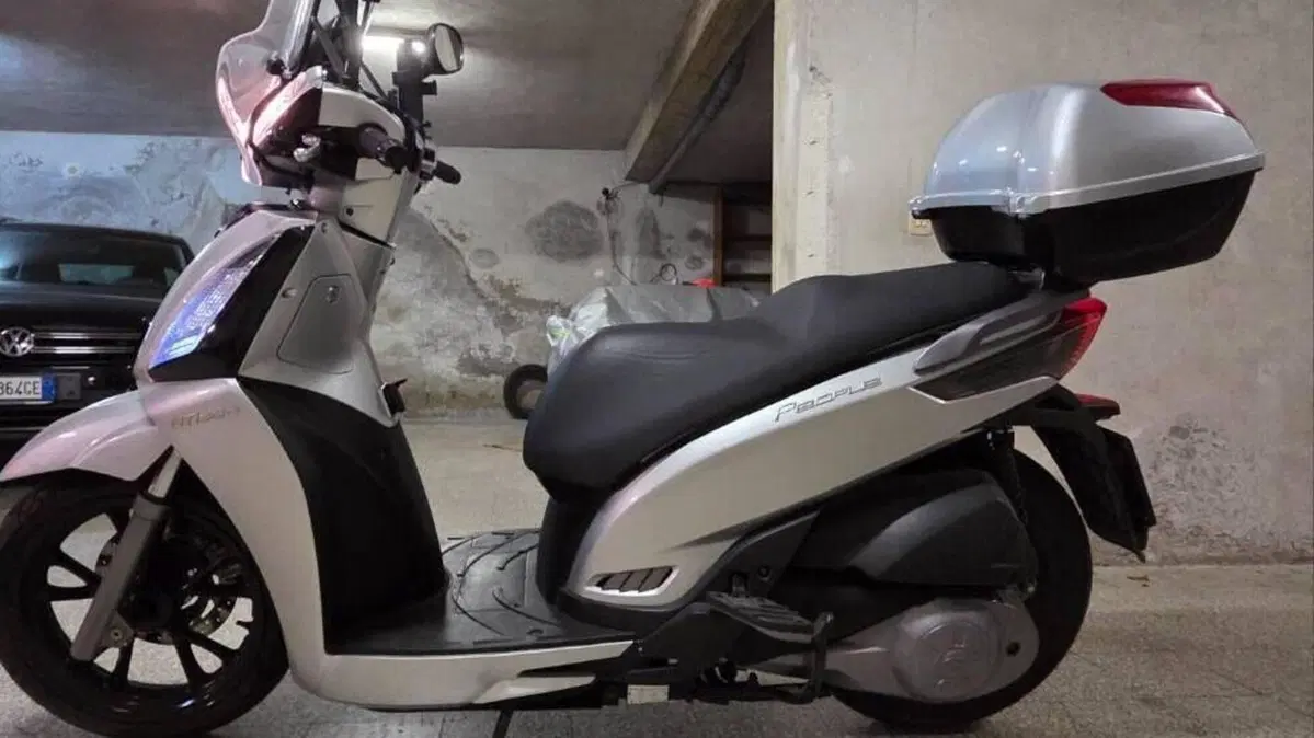 Kymco People 300i GT (2010 - 17)  (3)