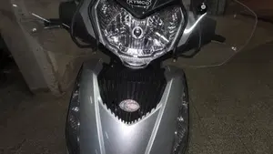 Kymco People 300i GT (2010 - 17)  (13)