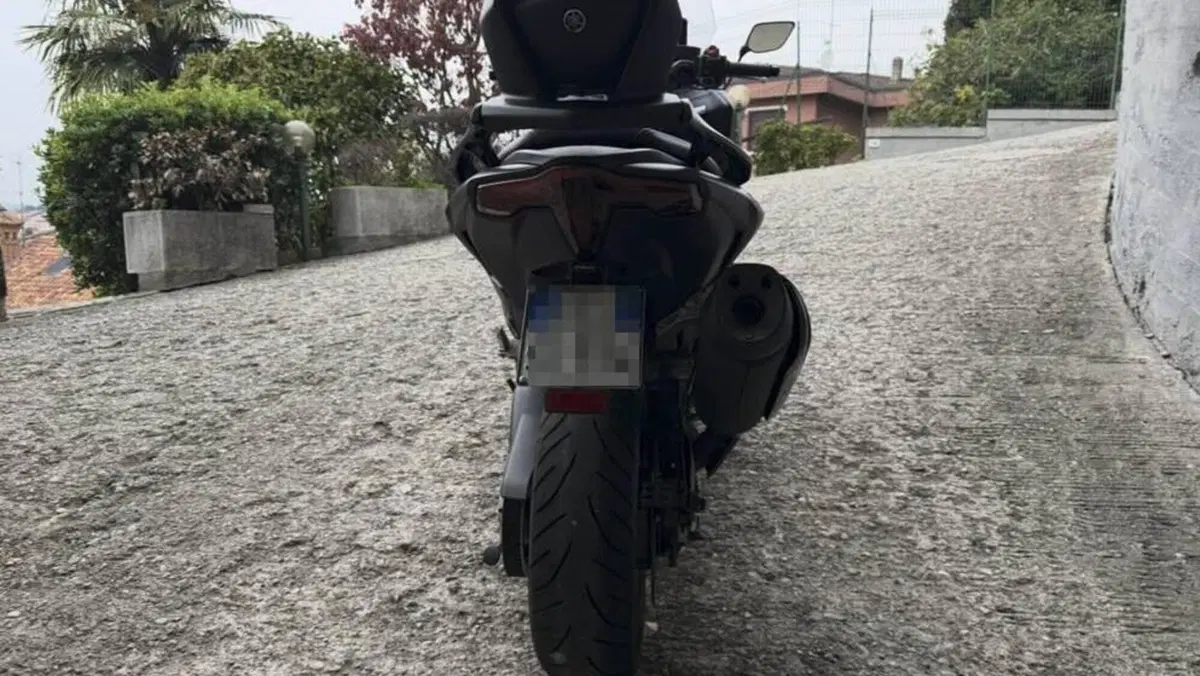 Yamaha T-Max 560 Tech Max (2025 - 26)  (5)