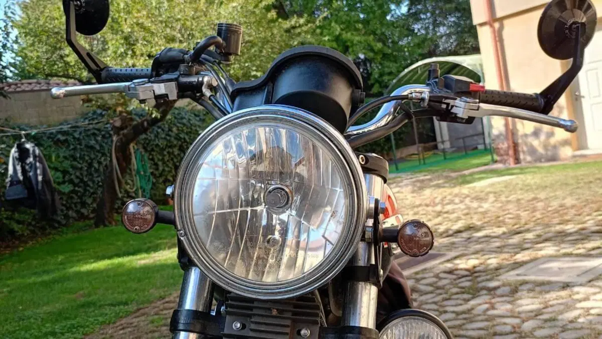 Triumph Bonneville SE (2009 - 13)  (16)