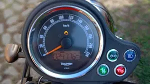 Triumph Bonneville SE (2009 - 13)  (20)