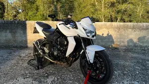 Kawasaki Z 750 (2007 - 14)  (2)