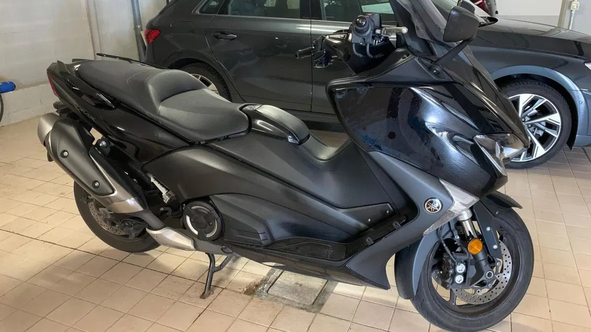 Yamaha T-Max 530 DX (2017 - 19) 