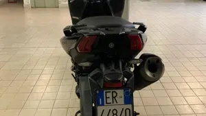 Yamaha T-Max 530 DX (2017 - 19)  (4)