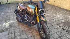 Moto Morini SEIEMMEZZO SCR (2022 - 26)  (2)