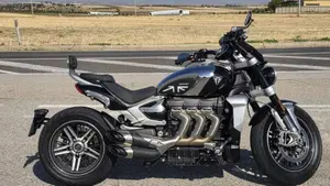 Triumph Rocket 3 GT Chrome Edition (2023)  (2)